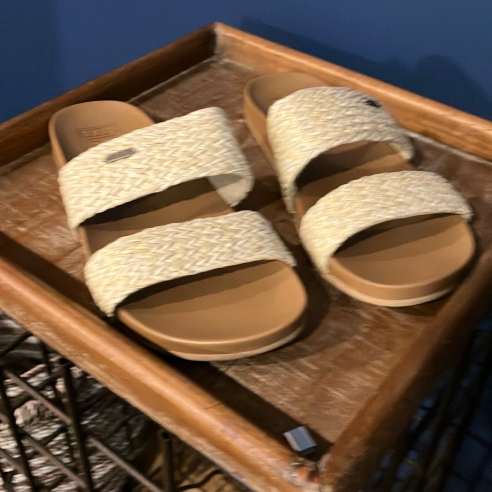 Reef Slides